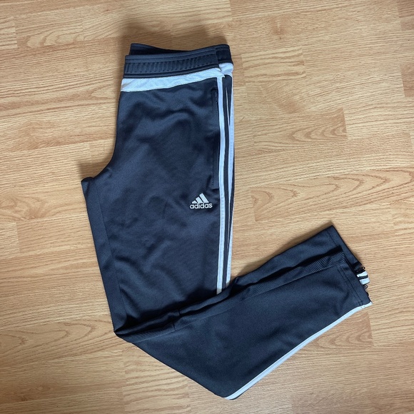 Women’s Adidas’s Gray Full Length Track Pants Joggers With Pockets Size Medium - Picture 1 of 8